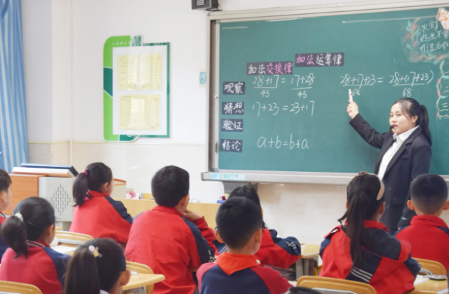 學習熱情顯著提升課程為脈課程體系賦能成長班級文化潤物無聲